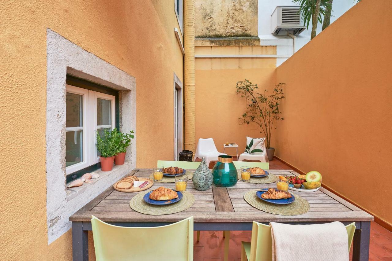 Styling Apartment In Historic Center Lisboa Exterior foto
